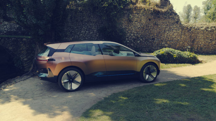 Bmw Vision Inext 19 700x394