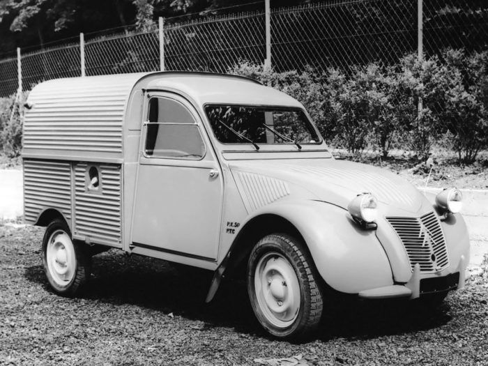 Citroen 2cv Azu 2 700x525