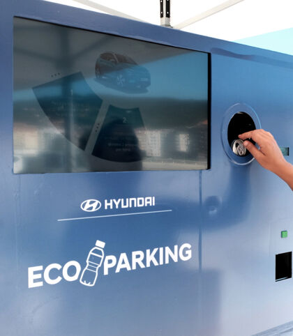 ¿Un parking en el que se paga reciclando? Así es la última idea de Hyundai