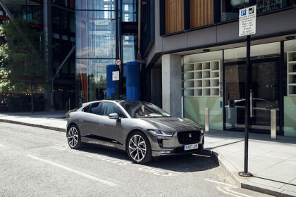 Así va de Londres a Bruselas (369 kilómetros) el Jaguar I-Pace con una carga