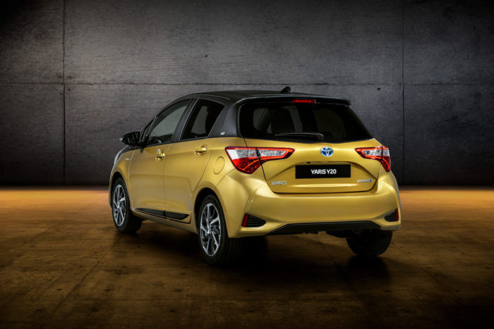 Toyota Yaris Y20 2 700x467