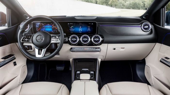 Mercedes Clase B 2019 Interior 18 700x395