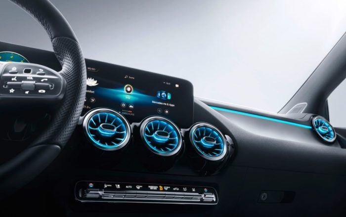 Mercedes Clase B 2019 Interior 2 700x439