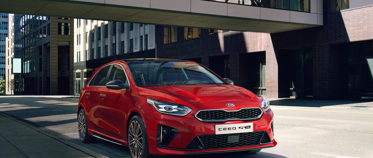 Todas las noticias de coches en un solo portal: Pruebas, fotos, vídeos, informes...