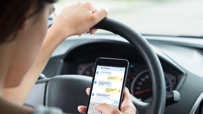Movil Coche Conducir 1 700x394
