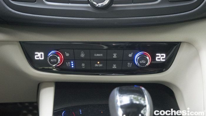 Opel Insignia Sports Tourer Prueba 35 700x394