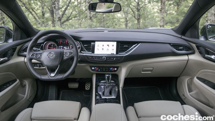 Opel Insignia Sports Tourer Prueba 39 700x394