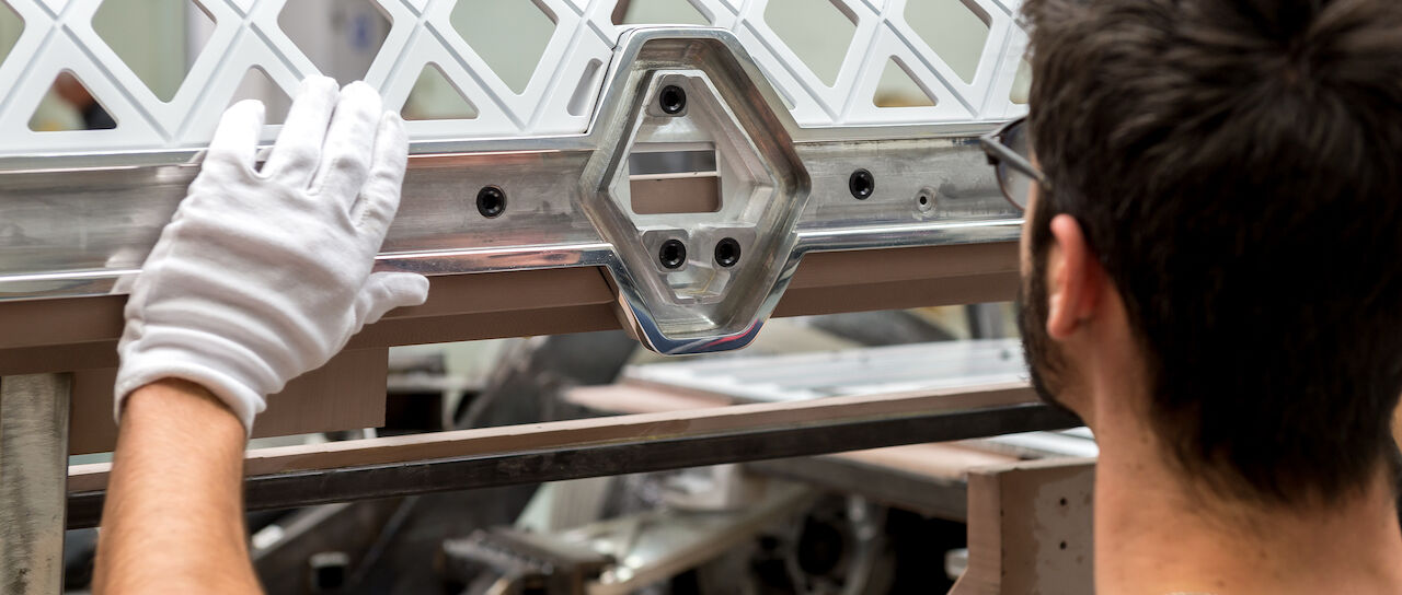 Todas las noticias de coches en un solo portal: Pruebas, fotos, vídeos, informes...