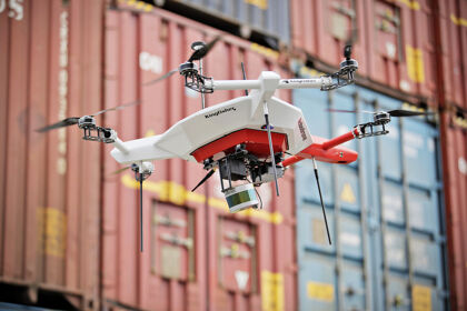 Skoda prueba a hacer inventarios desde el aire utilizando drones