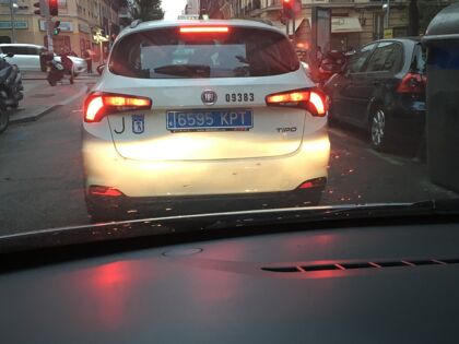 Qué son las matriculas azules y por qué verás más a partir de ahora