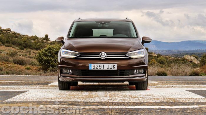 Volkswagen Touran 006 700x394