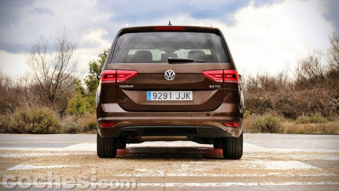 Volkswagen Touran 010 700x394