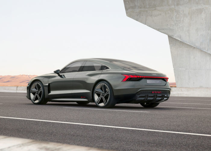 Audi E Tron Gt Concept 28 700x500