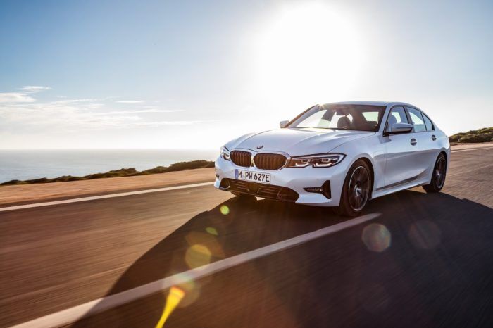 Bmw 330e Berlina 6 700x466
