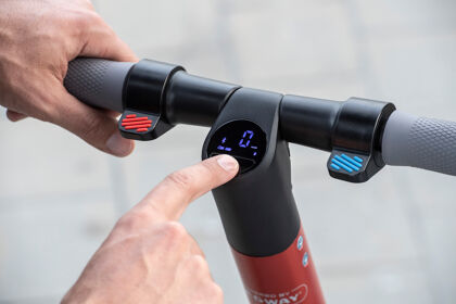 La DGT limitará a 25 km/h los patinetes y prohibirá su uso en carreteras