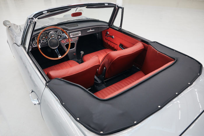 Bmw 1600 Gt Convertible 6 700x466