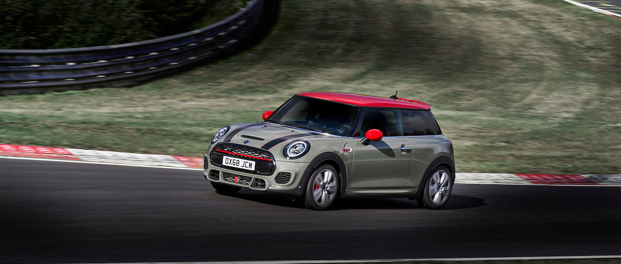 Todas las noticias de coches en un solo portal: Pruebas, fotos, vídeos, informes...