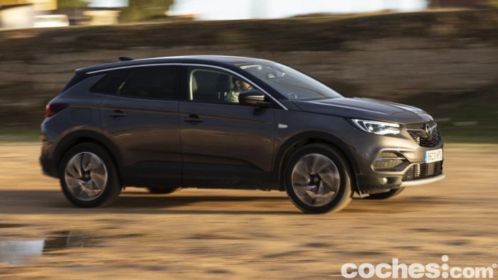 Opel Grandland X Prueba 118 700x394