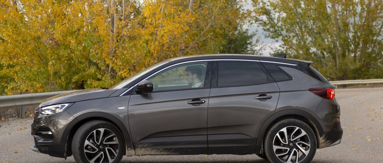 Todas las noticias de coches en un solo portal: Pruebas, fotos, vídeos, informes...