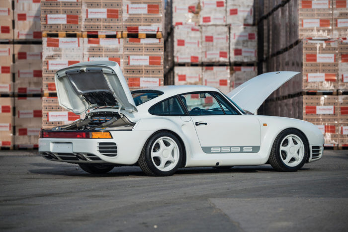 Porsche 959s 19 700x467