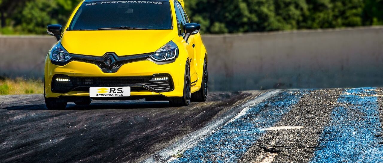 Todas las noticias de coches en un solo portal: Pruebas, fotos, vídeos, informes...