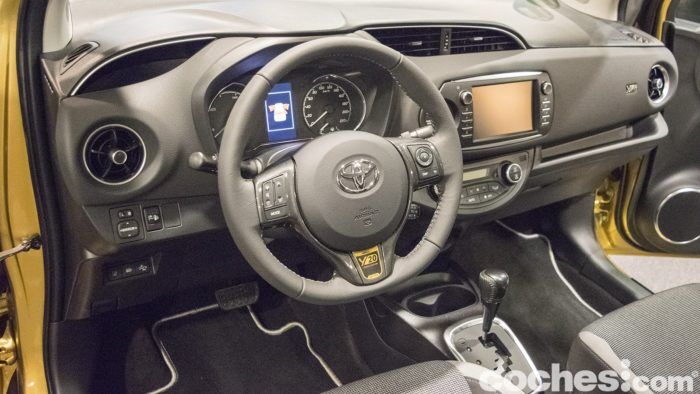 Toyota Yaris Y20 15 700x394