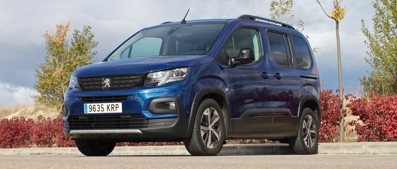 Todas las noticias de coches en un solo portal: Pruebas, fotos, vídeos, informes...