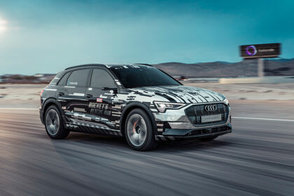 Así es la realidad virtual de película y llevada al extremo por Audi