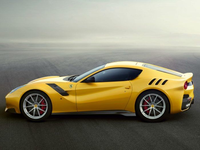 Ferrari F12tdf 2 700x525