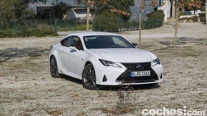 Lexus RC 300h 2019, prueba contacto