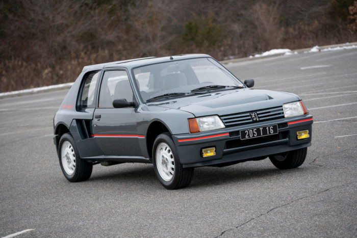 Peugeot 205 T16 94 700x467