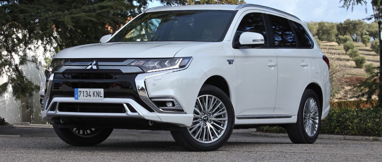 Todas las noticias de coches en un solo portal: Pruebas, fotos, vídeos, informes...