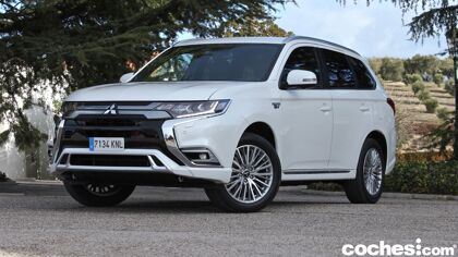 Mitsubishi Outlander PHEV, a prueba: ¿cuándo interesa un híbrido enchufable?