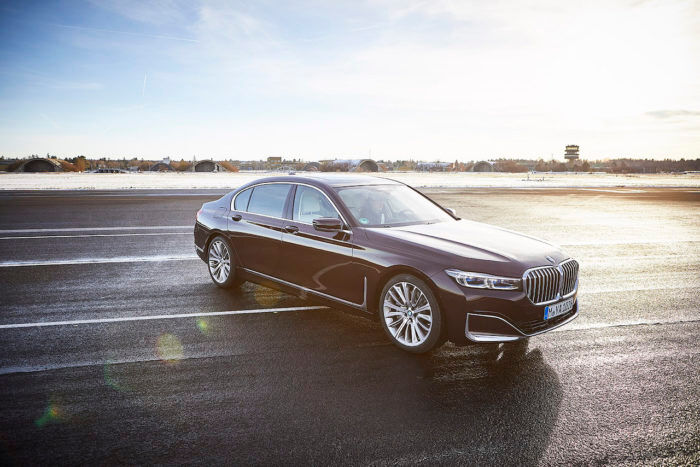 Bmw 745e Hibrido Enchufable 1 700x467