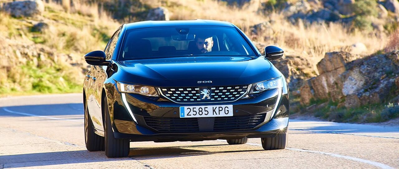 Todas las noticias de coches en un solo portal: Pruebas, fotos, vídeos, informes...
