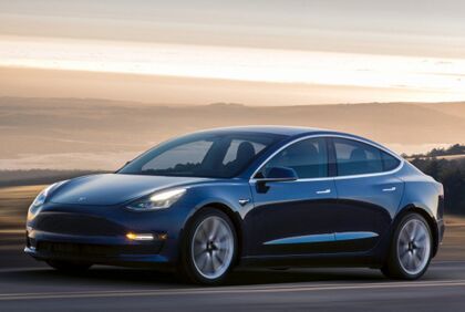 El Tesla Model 3 Standard Plus llega a España: precio y equipamiento