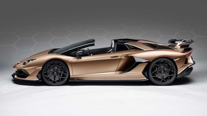 Lamborghini Aventador SVJ Roadster 2019 19 700x394