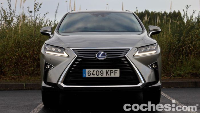 Lexus RX L Prueba 13 700x394