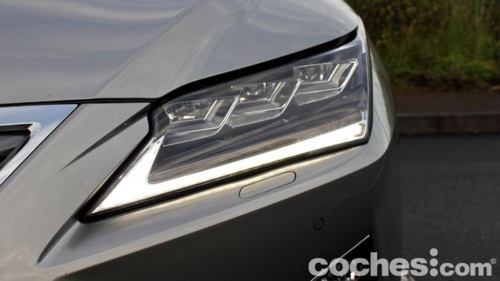 Lexus RX L Prueba 15 700x394