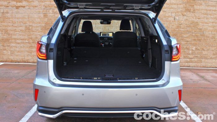 Lexus RX L Prueba Maletero 12 700x394