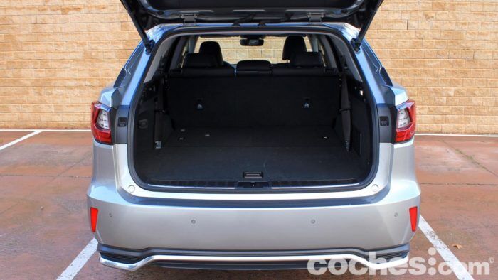 Lexus RX L Prueba Maletero 4 700x394