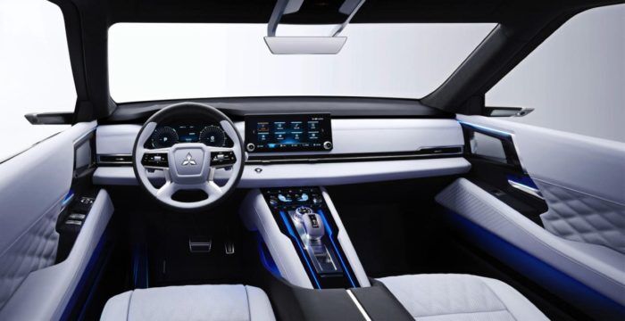 Mitsubishi Engelberg Tourer Int 2 700x360