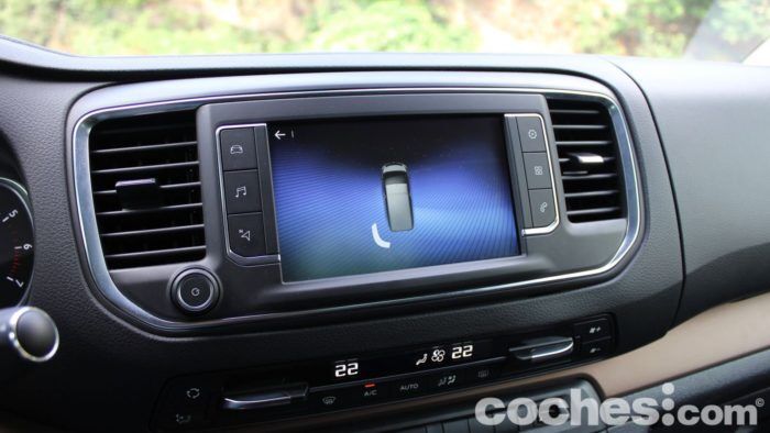 Toyota Proace Verso Family Prueba Interior 21 700x394