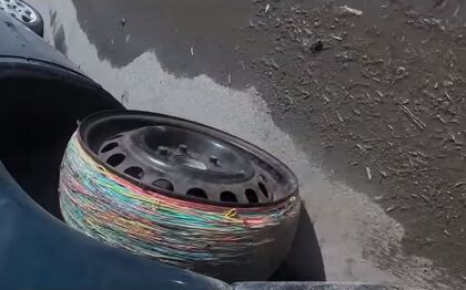 ¿Un neumático con gomas elásticas? Este es el resultado