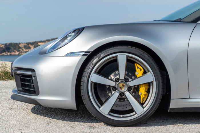 Porsche 911 Carrera S Cabriolet 848 700x466