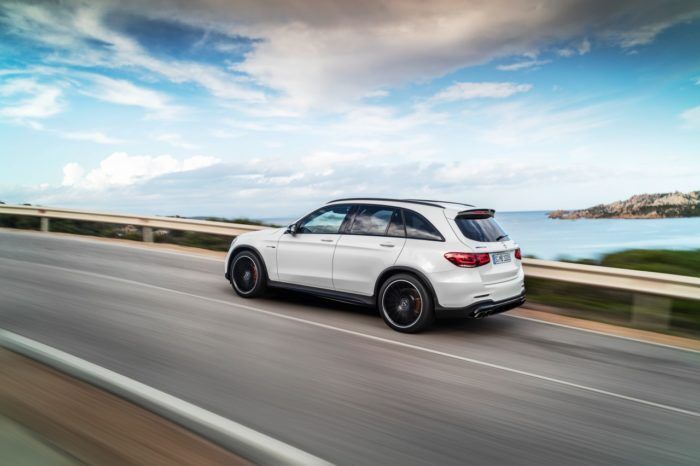 Mercedes AMG GLC 63 4Matic 4 700x466