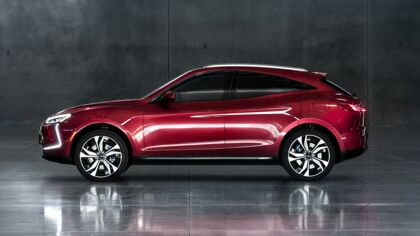 El Seres SF5 es el SUV eléctrico con el objetivo puesto en Tesla Model Y