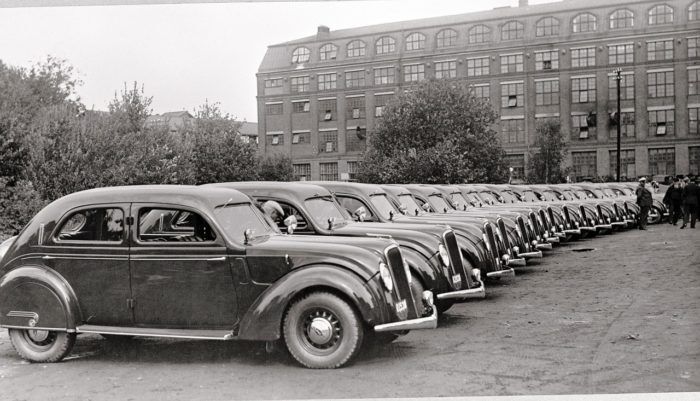Volvo PV36 Police Cars 700x401