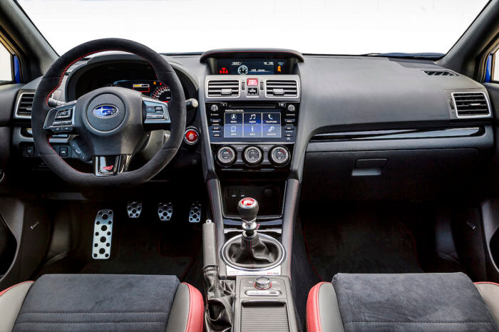 WRX STI Final Edition 2019 Detalles 17 700x466