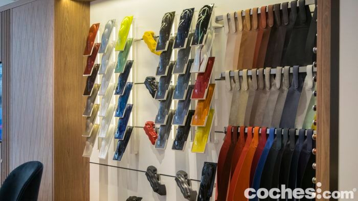 Aston Martin Madrid 19 700x394